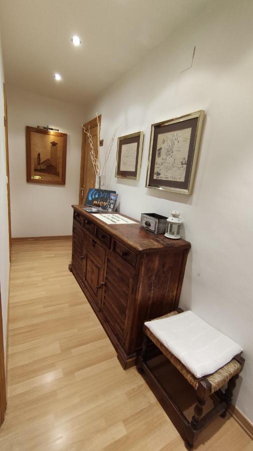 Hostal Escartin Sabiñánigo エクステリア 写真