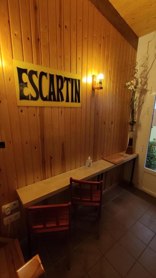 Hostal Escartin Sabiñánigo エクステリア 写真